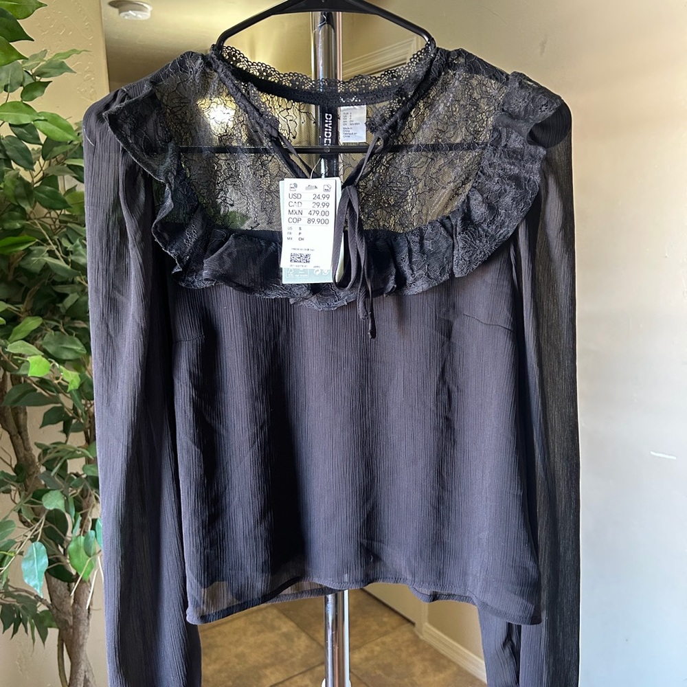 H&M Black Lace Trim Blouse
